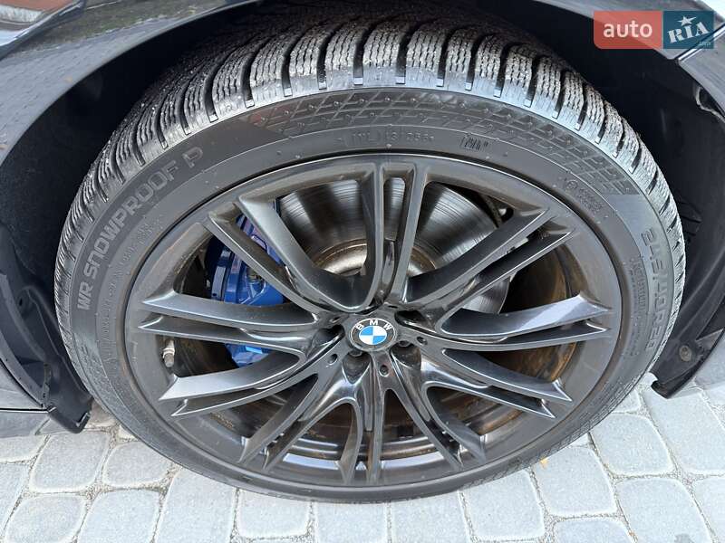 Седан BMW 7 Series 2021 в Виннице