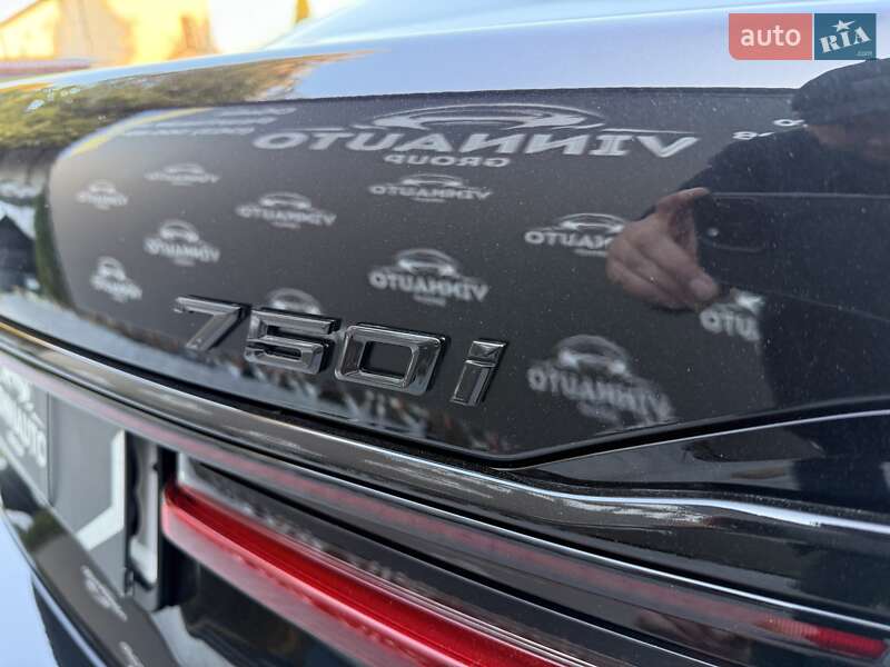 Седан BMW 7 Series 2021 в Виннице