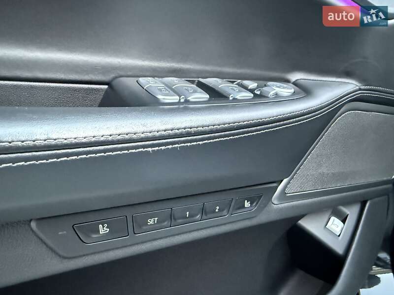 Седан BMW 7 Series 2021 в Виннице