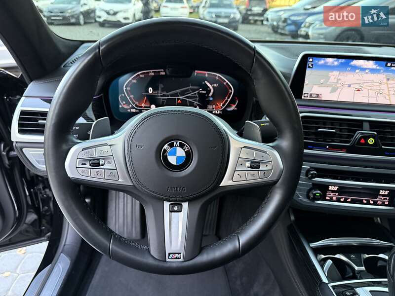 Седан BMW 7 Series 2021 в Виннице