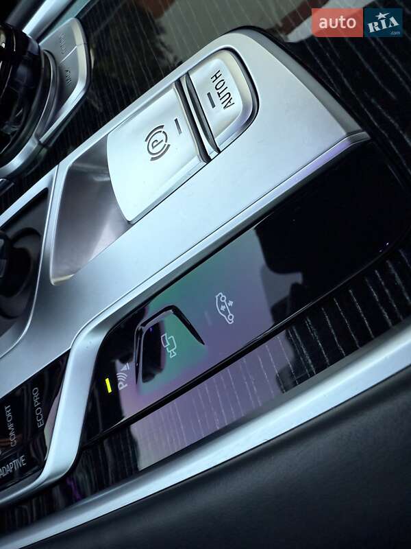 Седан BMW 7 Series 2021 в Виннице
