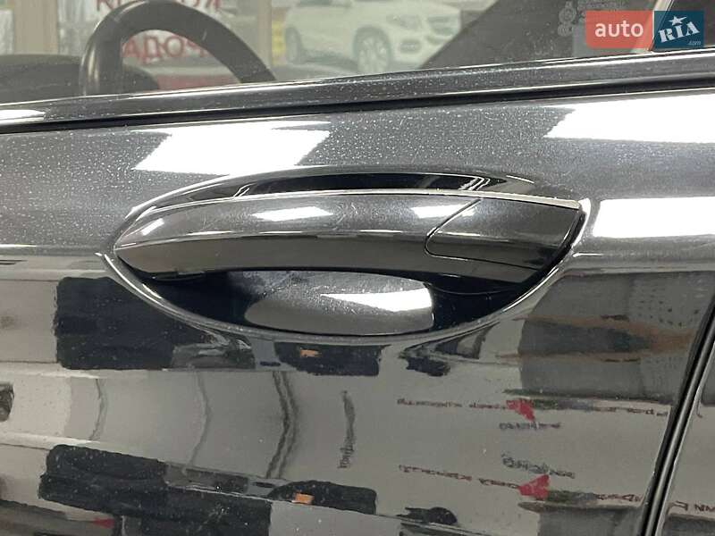 Седан BMW 7 Series 2016 в Киеве