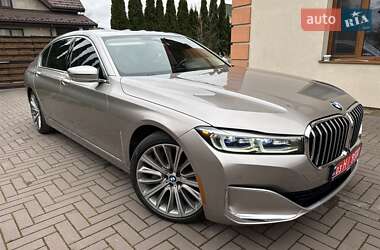 Седан BMW 7 Series 2020 в Нововолинську