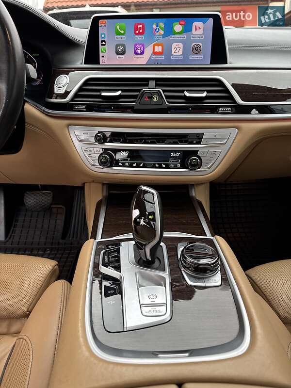 Седан BMW 7 Series 2020 в Нововолинську фото 38 Седан BMW 7 Series 2020 в Нововолинську