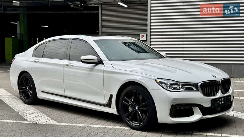Седан BMW 7 Series 2018 в Киеве фото 11 Седан BMW 7 Series 2018 в Киеве