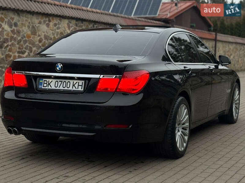 Седан BMW 7 Series 2008 в Ровно