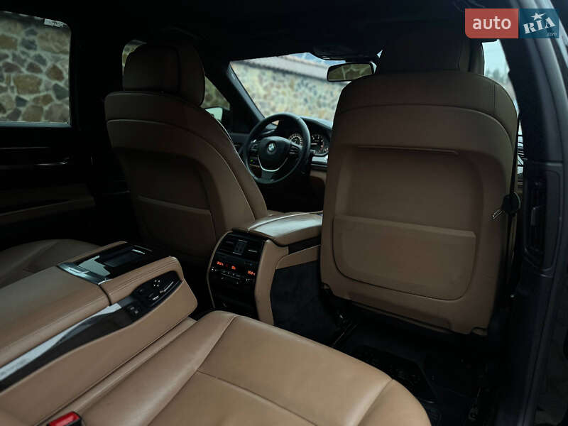 Седан BMW 7 Series 2008 в Ровно