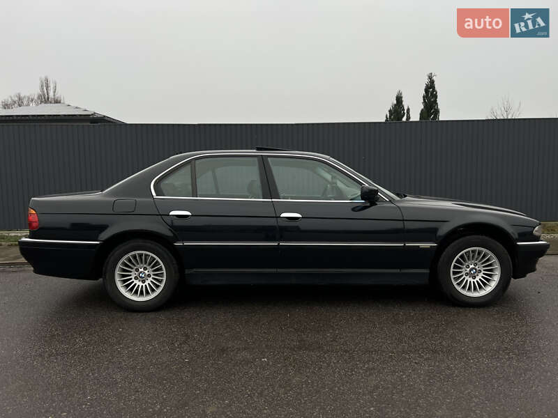 Седан BMW 7 Series 2001 в Виннице