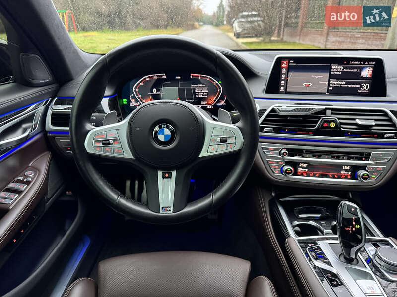 Седан BMW 7 Series 2022 в Києві