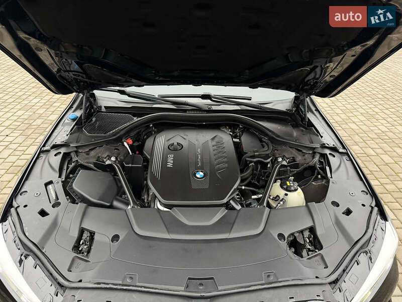 Седан BMW 7 Series 2017 в Дубно фото 43 Седан BMW 7 Series 2017 в Дубно