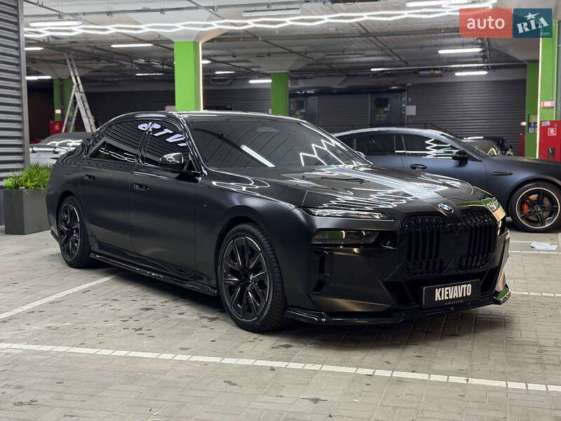 Седан BMW 7 Series 2022 в Киеве фото 15 Седан BMW 7 Series 2022 в Киеве