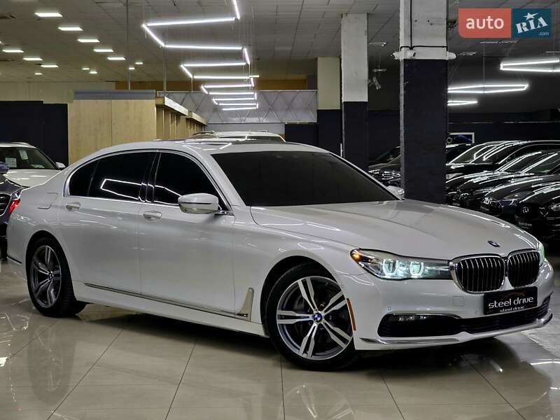 Седан BMW 7 Series 2015 в Николаеве