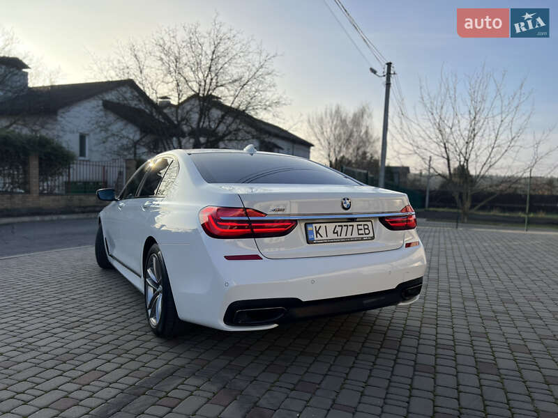 Седан BMW 7 Series 2016 в Киеве фото 7 Седан BMW 7 Series 2016 в Киеве