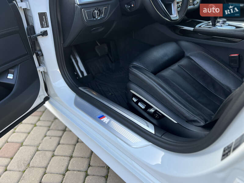 Седан BMW 7 Series 2016 в Киеве фото 33 Седан BMW 7 Series 2016 в Киеве