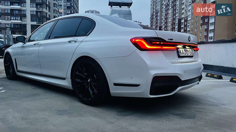 Седан BMW 7 Series 2019 в Киеве фото 46 Седан BMW 7 Series 2019 в Киеве
