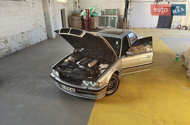Седан BMW 7 Series 1999 в Калиновке