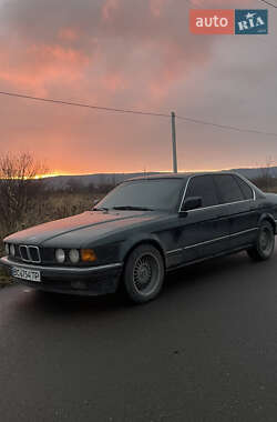 Седан BMW 7 Series 1988 в Винниках
