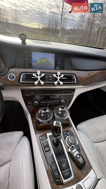 Седан BMW 7 Series 2008 в Дубровице фото 21 Седан BMW 7 Series 2008 в Дубровице