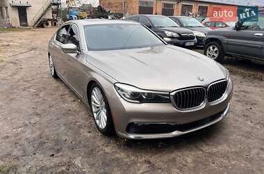 Седан BMW 7 Series 2017 в Львове