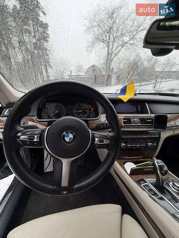 Седан BMW 7 Series 2010 в Киеве фото 7 Седан BMW 7 Series 2010 в Киеве