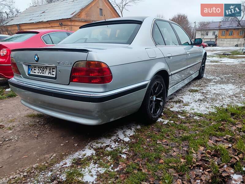 Седан BMW 7 Series 1997 в Дніпрі