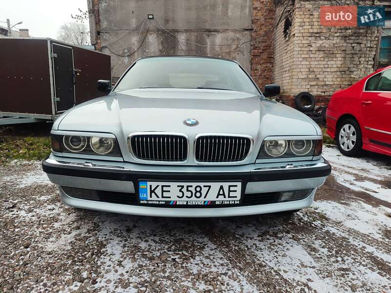 Седан BMW 7 Series 1997 в Дніпрі