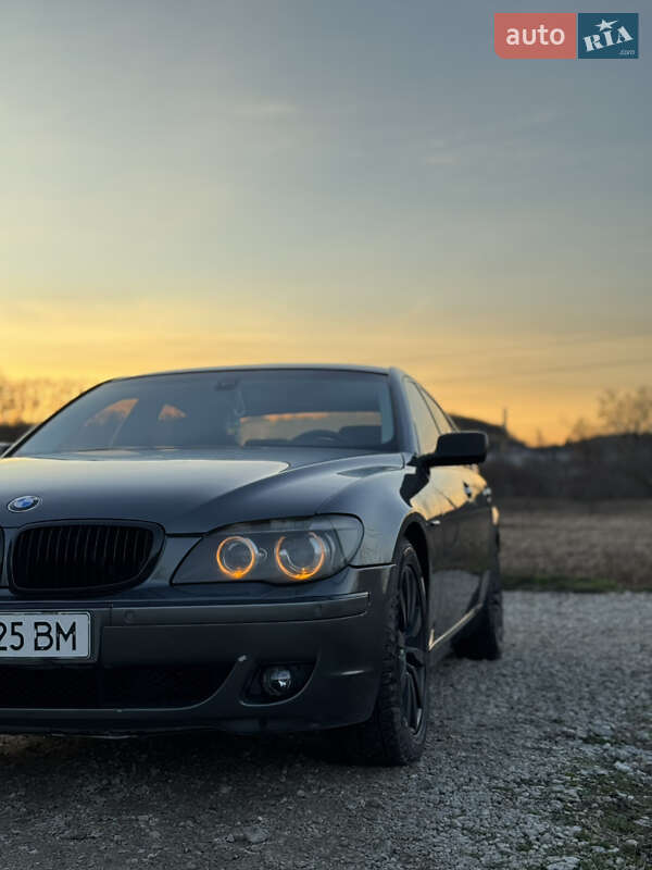Седан BMW 7 Series 2005 в Тернополі
