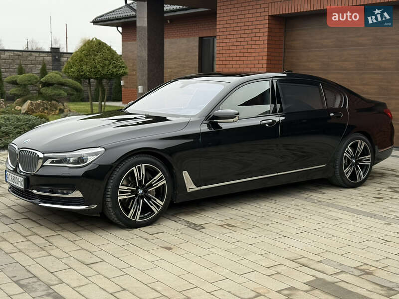 Седан BMW 7 Series 2016 в Луцьку