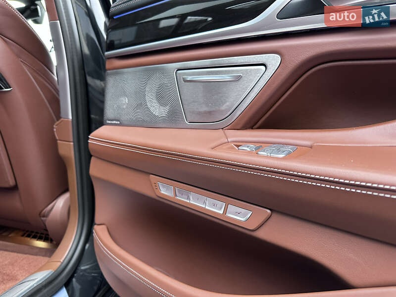 Седан BMW 7 Series 2016 в Луцьку