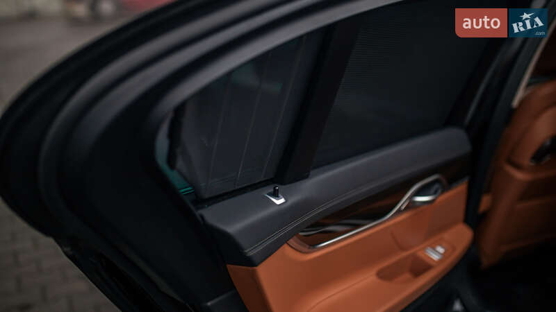 Седан BMW 7 Series 2017 в Черновцах фото 35 Седан BMW 7 Series 2017 в Черновцах