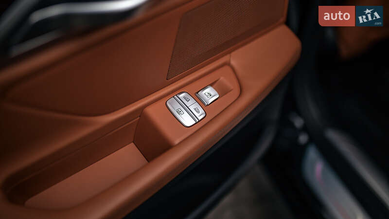 Седан BMW 7 Series 2017 в Черновцах фото 38 Седан BMW 7 Series 2017 в Черновцах