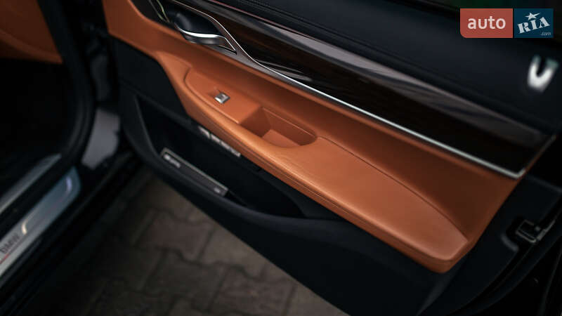 Седан BMW 7 Series 2017 в Черновцах фото 72 Седан BMW 7 Series 2017 в Черновцах