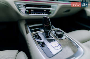 Седан BMW 7 Series 2019 в Вінниці
