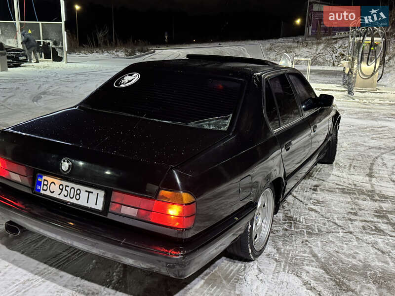 Седан BMW 7 Series 1987 в Львове
