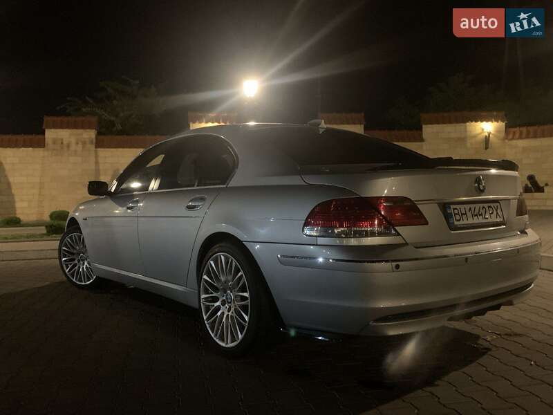 Седан BMW 7 Series 2005 в Ізмаїлі