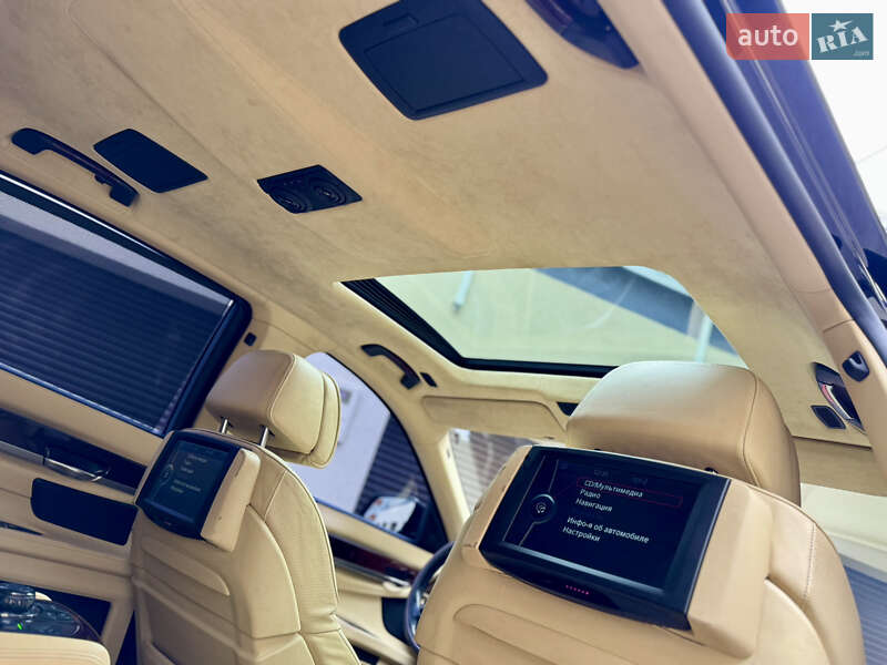 Седан BMW 7 Series 2010 в Хмельницькому