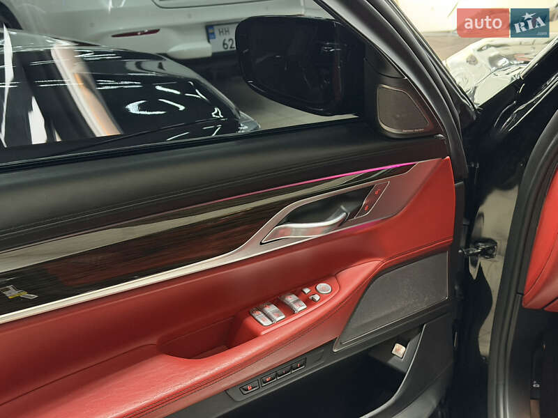 Седан BMW 7 Series 2018 в Одесі фото 26 Седан BMW 7 Series 2018 в Одесі