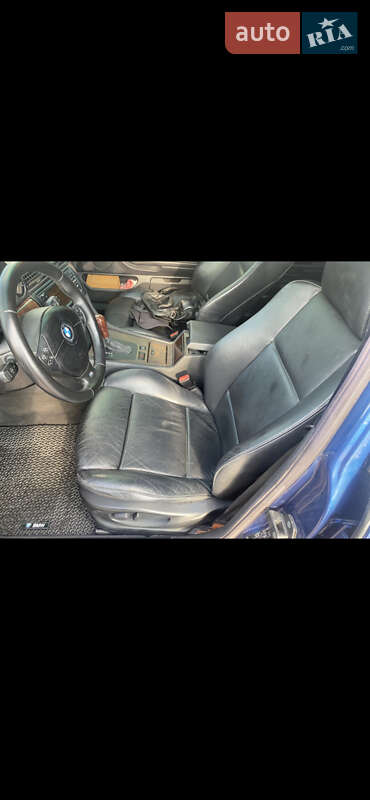 Седан BMW 7 Series 2000 в Ровно