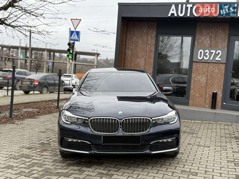 Седан BMW 7 Series 2017 в Чернівцях фото Седан BMW 7 Series 2017 в Чернівцях