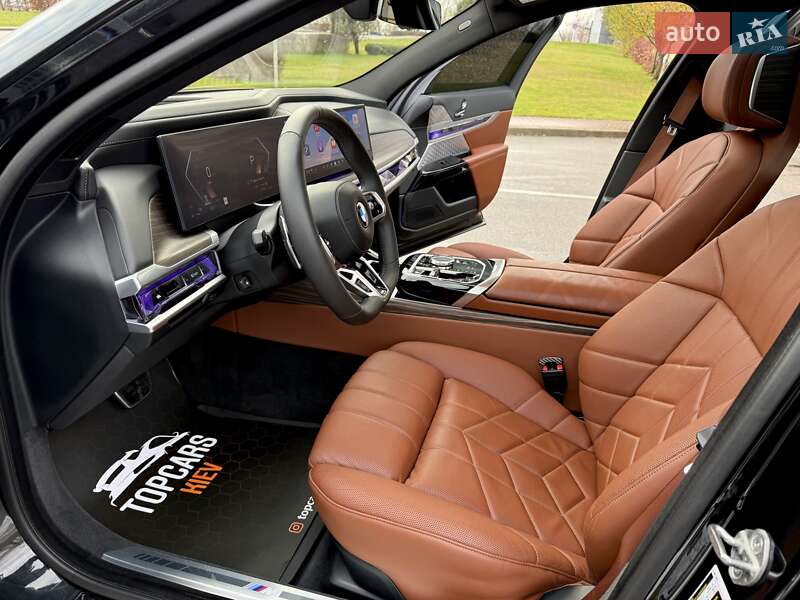 Седан BMW 7 Series 2023 в Киеве