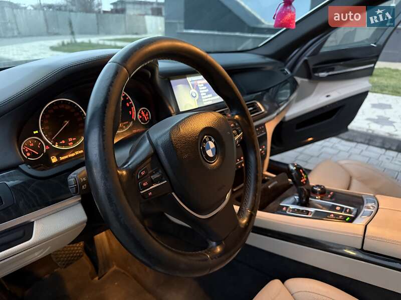 Седан BMW 7 Series 2011 в Одесі фото 53 Седан BMW 7 Series 2011 в Одесі
