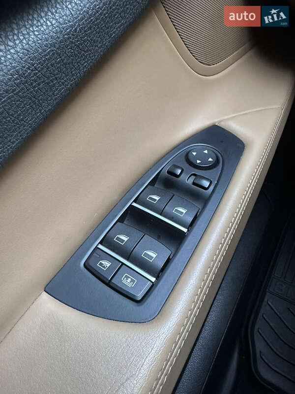Седан BMW 7 Series 2012 в Києві
