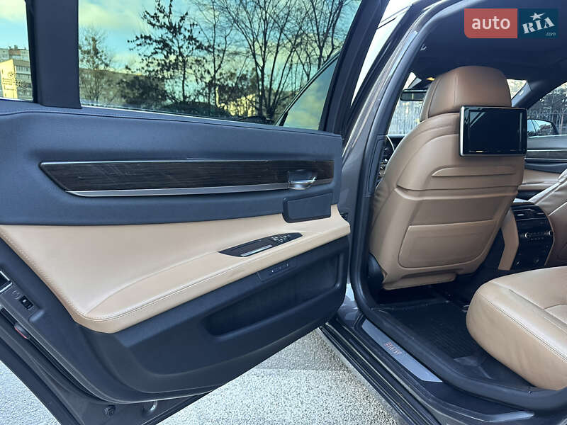Седан BMW 7 Series 2012 в Києві