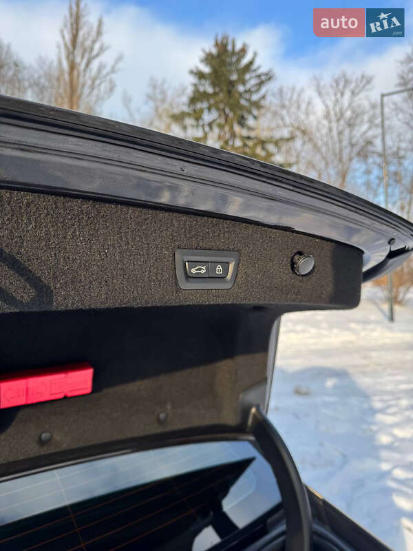 Седан BMW 7 Series 2016 в Киеве