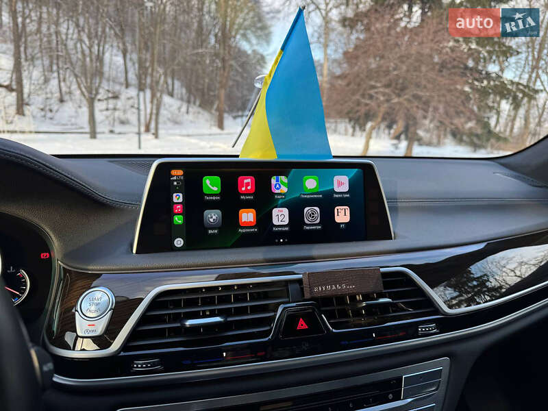Седан BMW 7 Series 2016 в Киеве