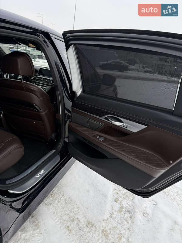 Седан BMW 7 Series 2021 в Киеве