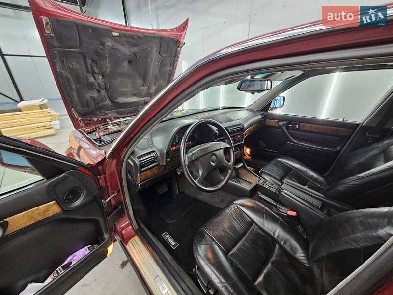 Седан BMW 7 Series 1993 в Ковеле фото 4 Седан BMW 7 Series 1993 в Ковеле