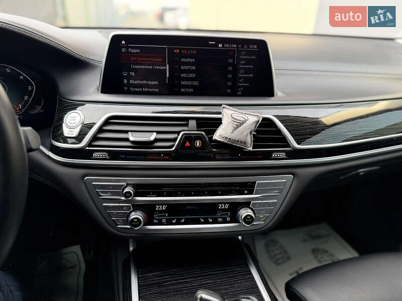 Седан BMW 7 Series 2021 в Мукачево