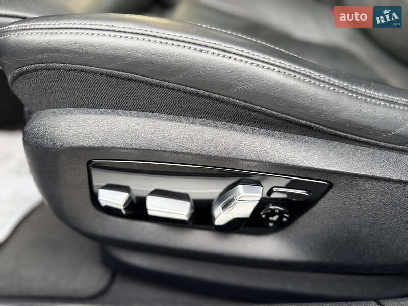 Седан BMW 7 Series 2021 в Мукачево