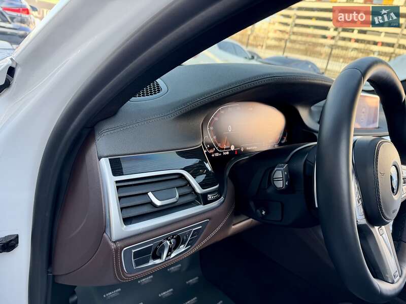 Седан BMW 7 Series 2019 в Киеве